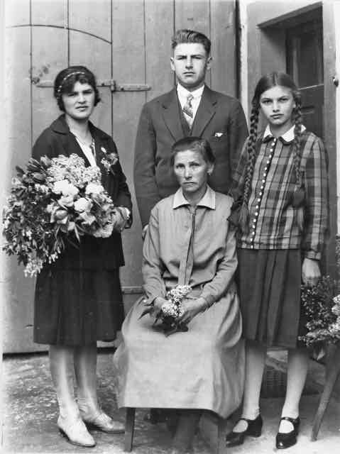 010 Familie Augenstein_ji (Large).jpg