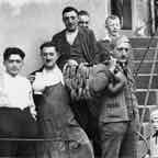 022 Schlachtfest bei Familie Seemann_ji (Large).jpg