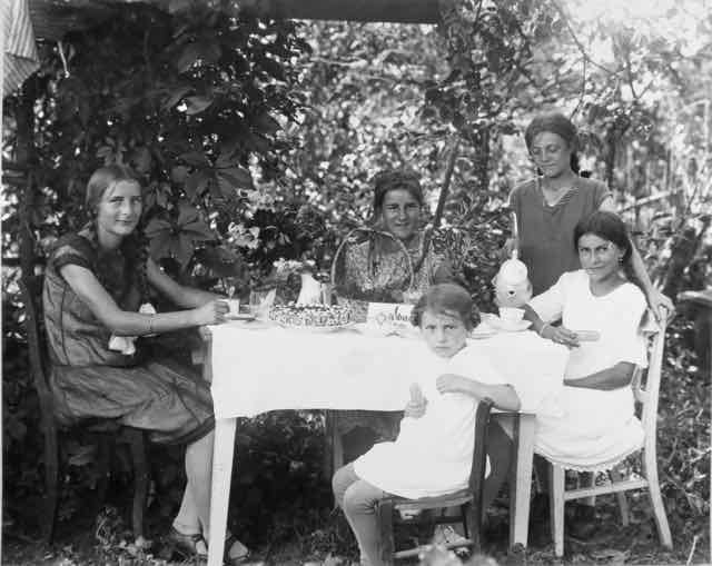 027 Fest im Garten_ji (Large).jpg