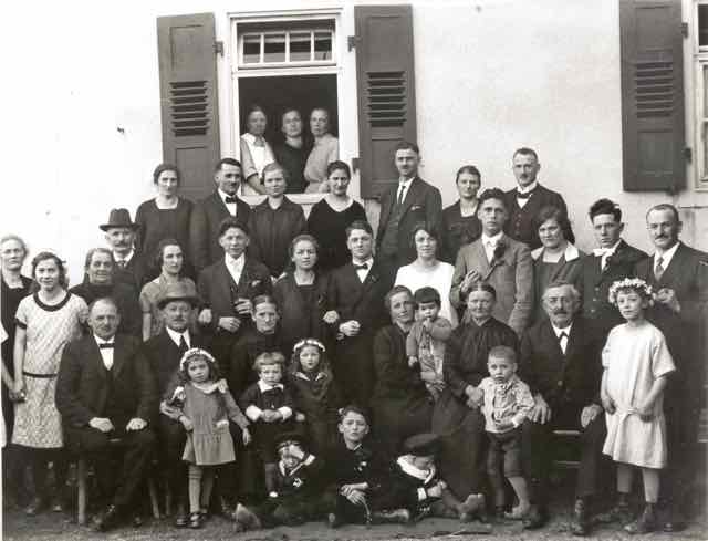 046 Hochzeit von Friedrich Augenstein und Frau Hedwig geb. Augenstein_ji (Large).jpg