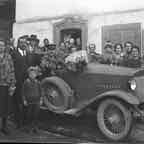 125 Abschied von Emma Augenstein nach USA Am Steuer Wilhelm Augenstein (Mechaniker)_ji (Large).jpg